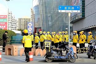 越南女足国脚迎娶女友！这是越南女足球员第一次公开与同性结婚